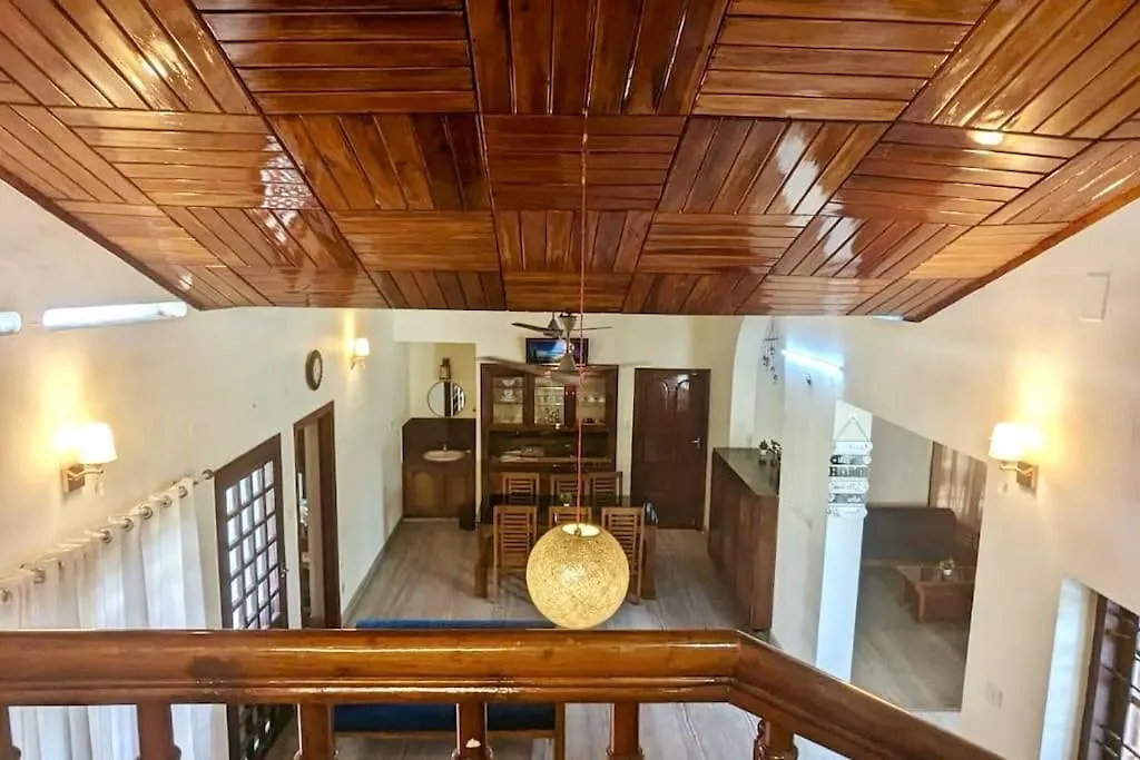 וילה הוילה קוטאיאם Mylankal House הודו